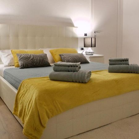 Nel Cuore Del Centro Storico Con Comfort E Stile Appartement Iglesias Buitenkant foto