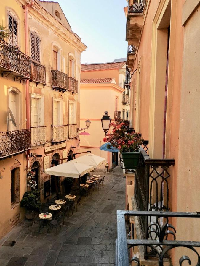 Nel Cuore Del Centro Storico Con Comfort E Stile Appartement Iglesias Buitenkant foto